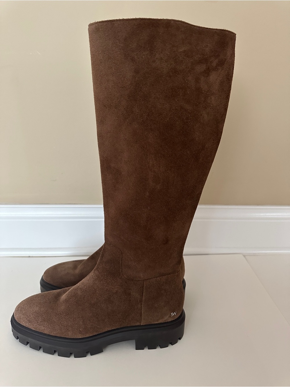 NEW Stuart Weitzman Ultra Brown Suede Knee-High Lug Sole Boots, Sz 40 EU